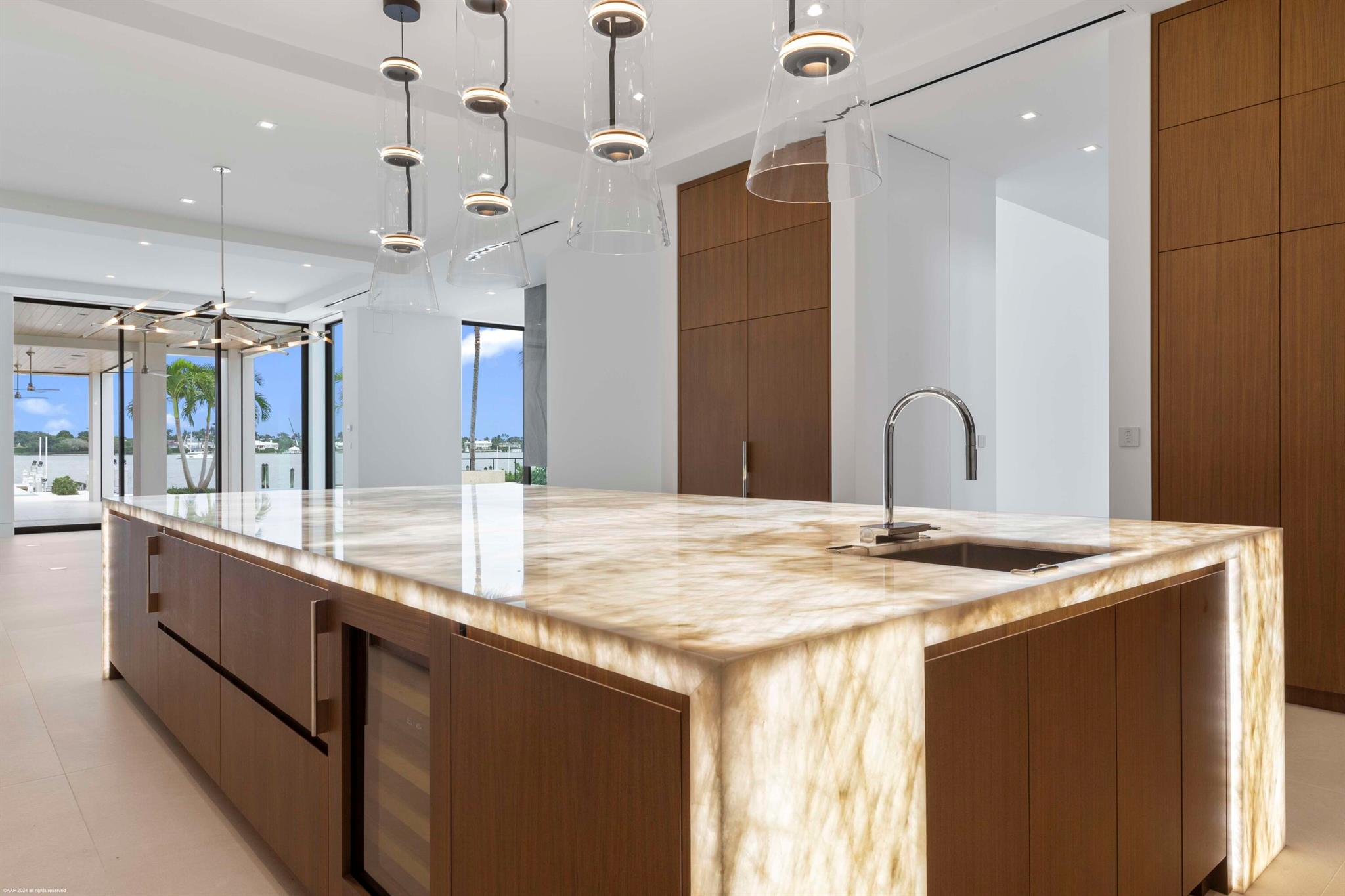 NORTH SHORE TERRACE 1 - Residential