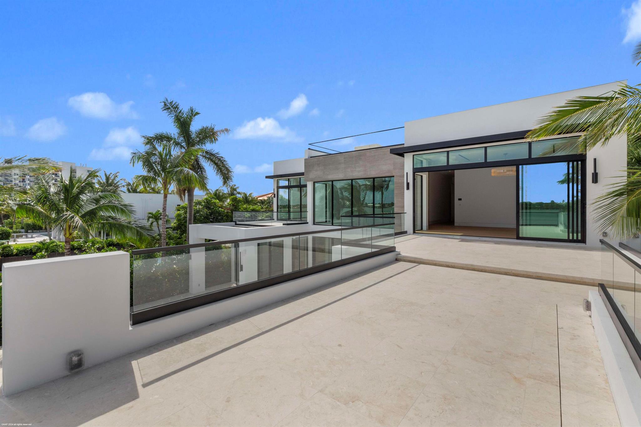NORTH SHORE TERRACE 1 - Residential