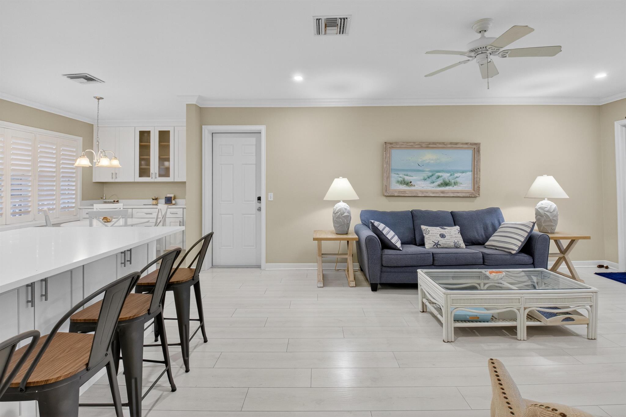 SOUTHAMPTON - Residential Lease