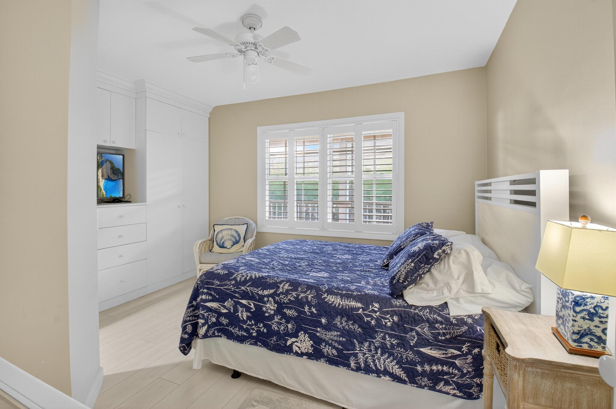 SOUTHAMPTON - Residential Lease