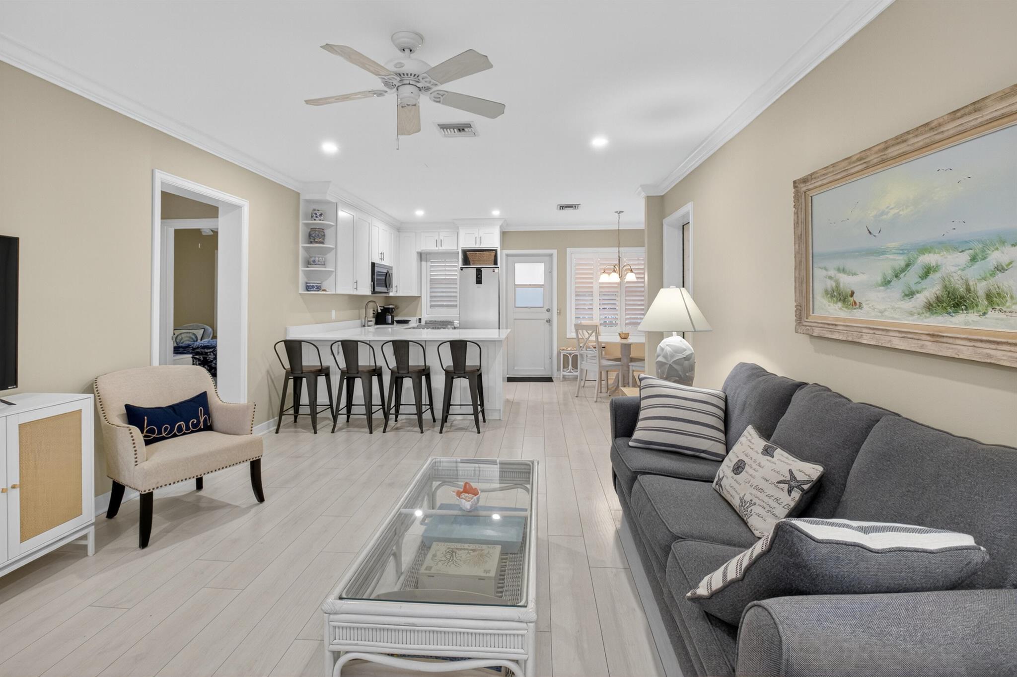 SOUTHAMPTON - Residential Lease