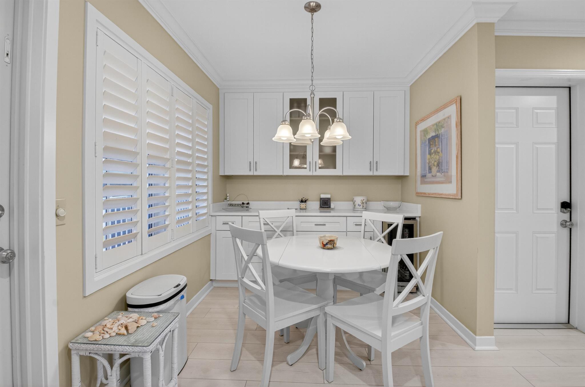 SOUTHAMPTON - Residential Lease