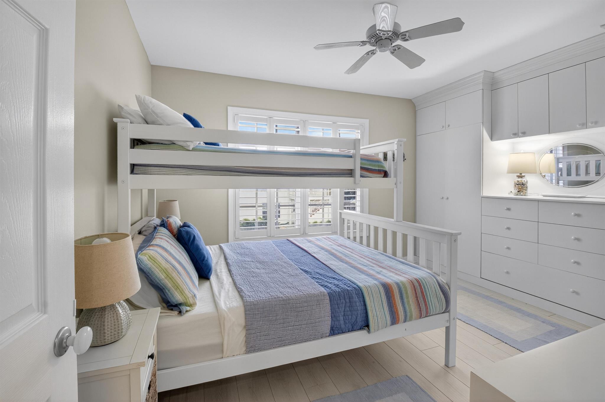 SOUTHAMPTON - Residential Lease