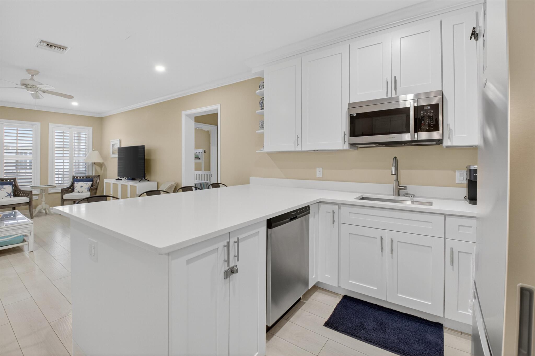 SOUTHAMPTON - Residential Lease