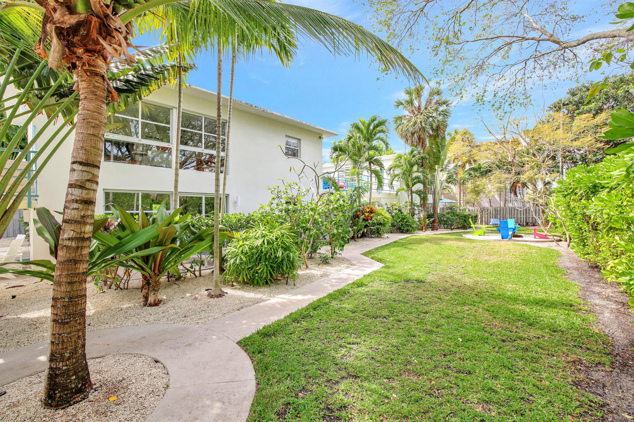 625 NE 13th Avenue