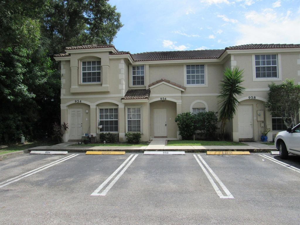 Photo of 956 Summit Lake Drive, West Palm Beach, FL 33406 (MLS # R11021772)