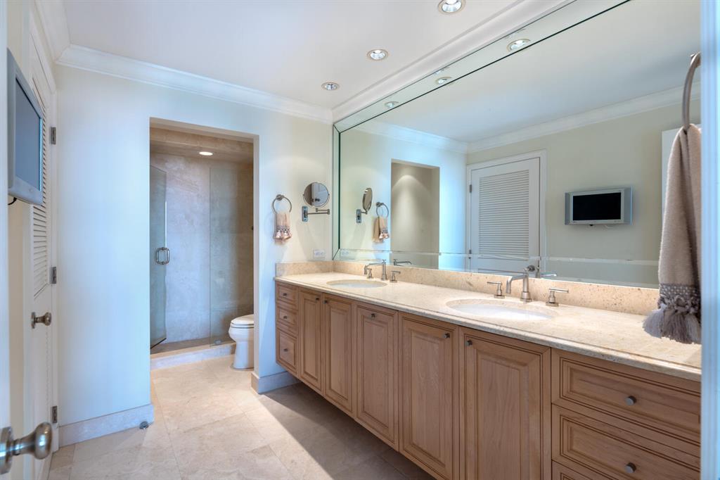 WINTHROP HOUSE CONDO - Residential