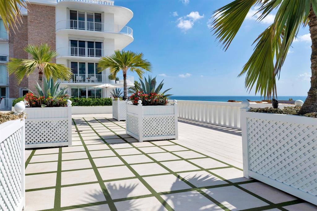 WINTHROP HOUSE CONDO - Residential