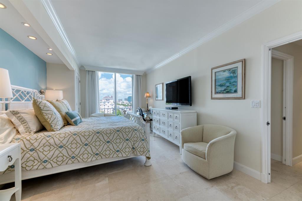 WINTHROP HOUSE CONDO - Residential