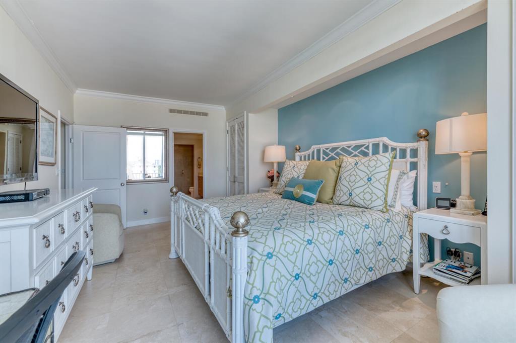 WINTHROP HOUSE CONDO - Residential