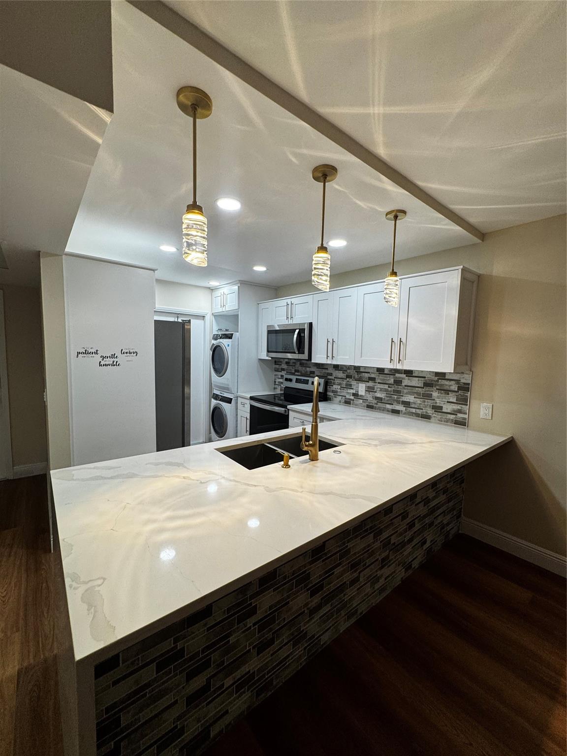 3151 S Palm Aire Dr 109