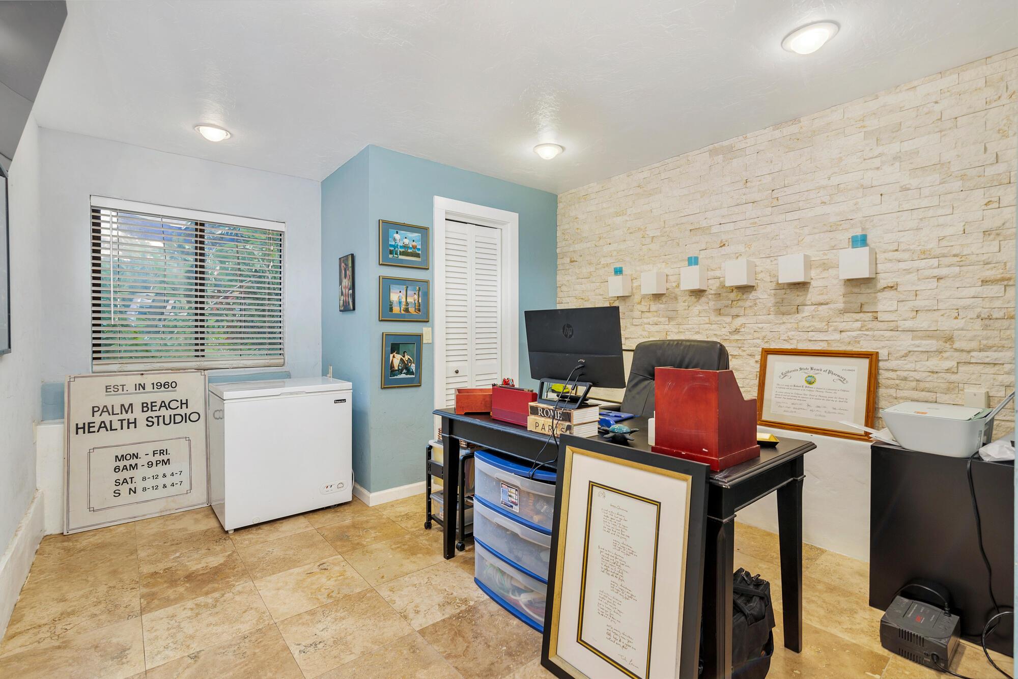 GRANDVIEW HEIGHTS - Residential