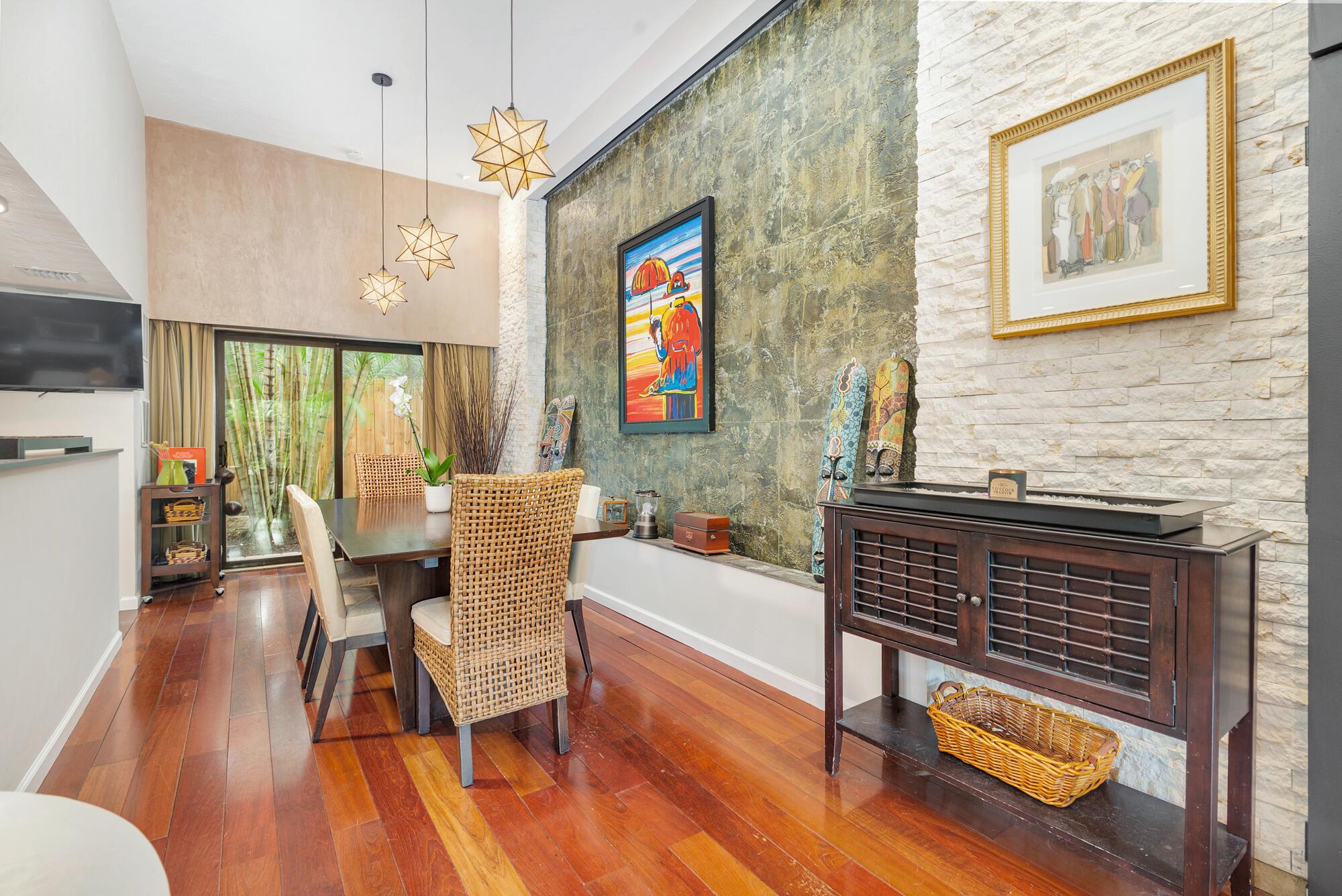 GRANDVIEW HEIGHTS - Residential