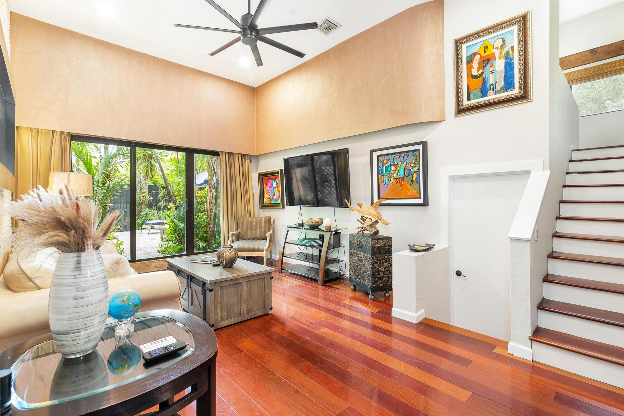 GRANDVIEW HEIGHTS - Residential