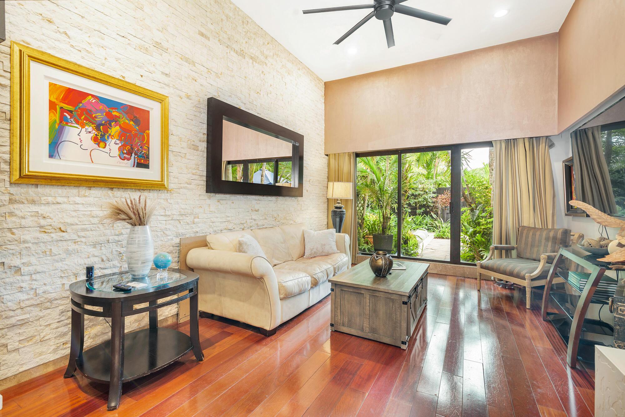 GRANDVIEW HEIGHTS - Residential