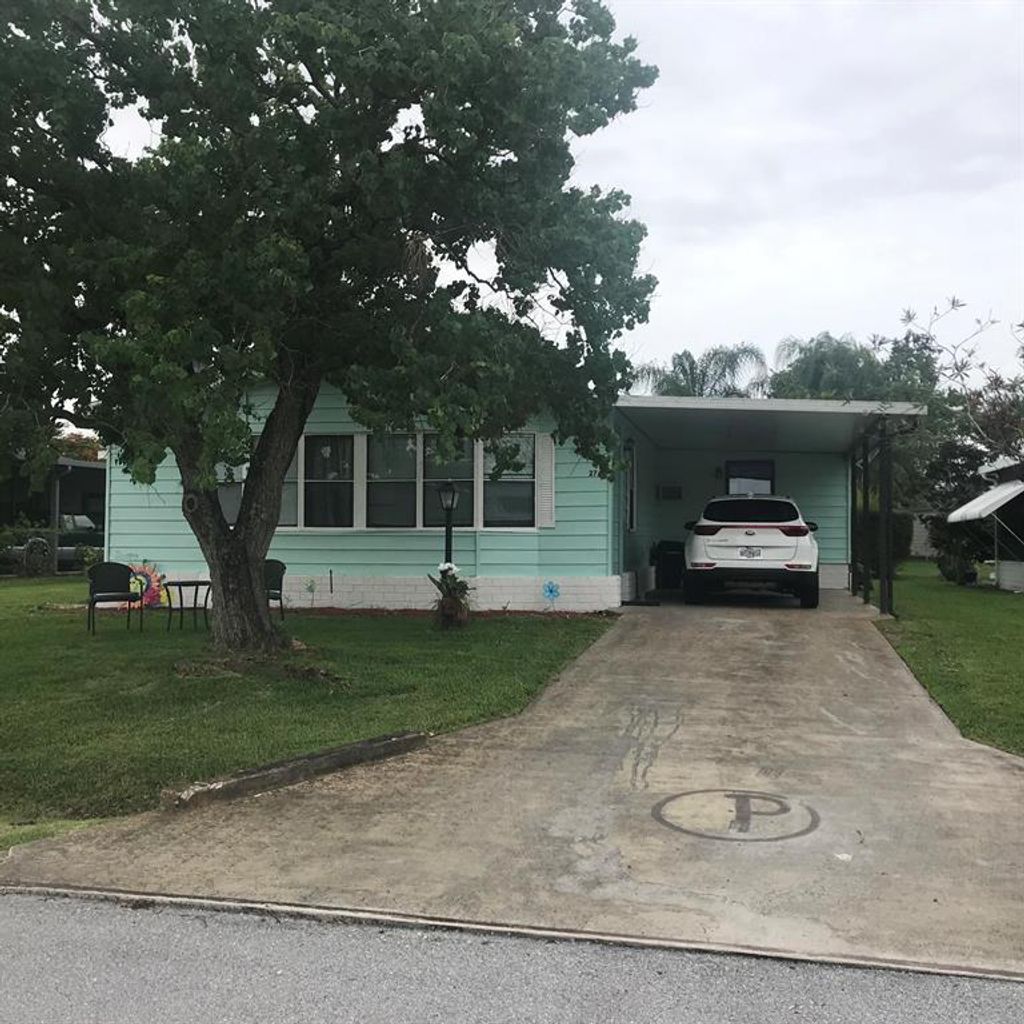 Photo of 2746 SW Thunderbird Trail, Stuart, FL 34997 (MLS # R10720363)