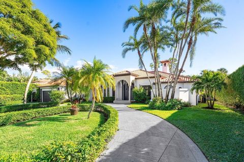 598 N Country Club Drive Atlantis FL 33462