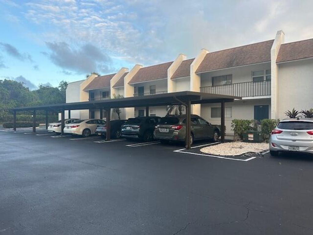 Photo of 2975 SW 22nd Avenue #2020, Delray Beach, FL 33445 (MLS # B26034337)