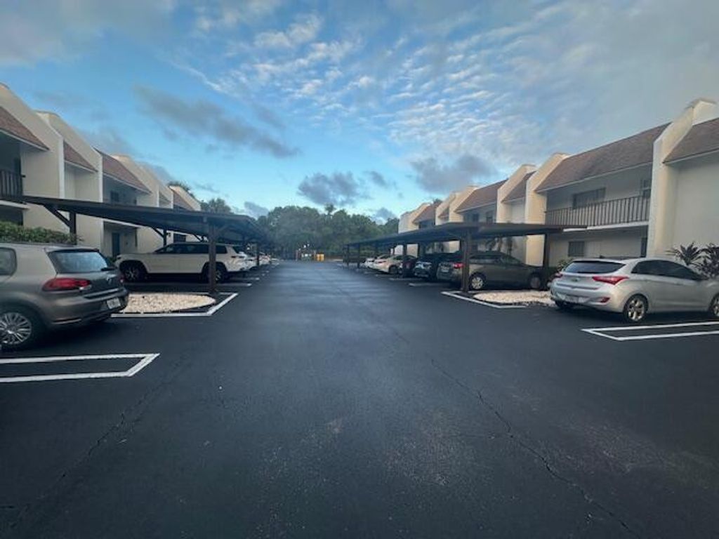 Photo of 2975 SW 22nd Avenue #2020, Delray Beach, FL 33445 (MLS # B26034337)