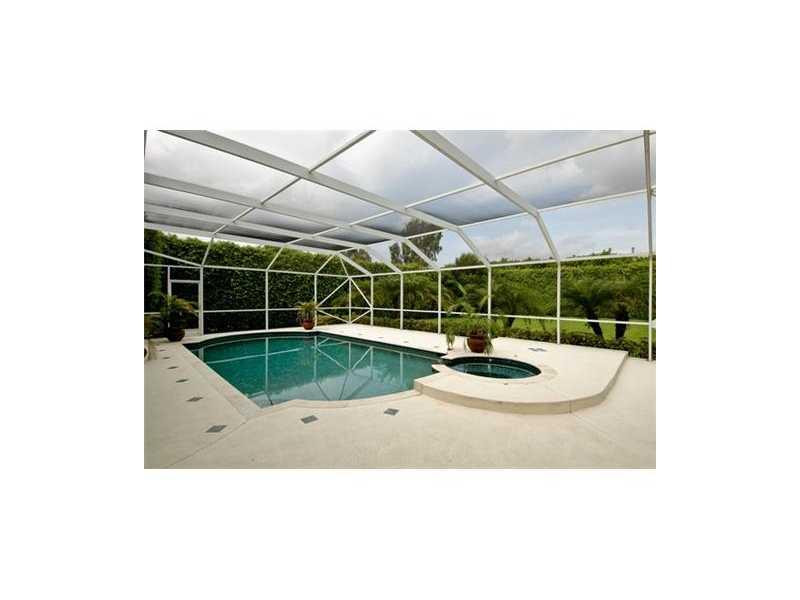 PLANTATION ACRES - Residential