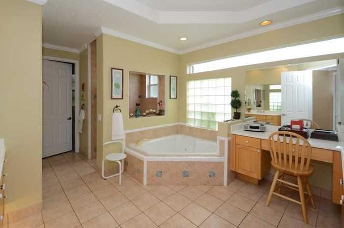 PLANTATION ACRES - Residential