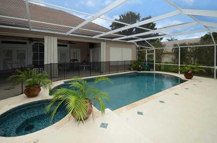 PLANTATION ACRES - Residential