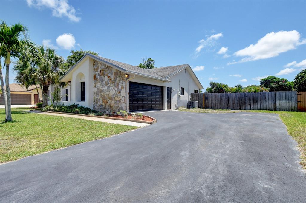 BOCA CHASE SEC 1 - Residential