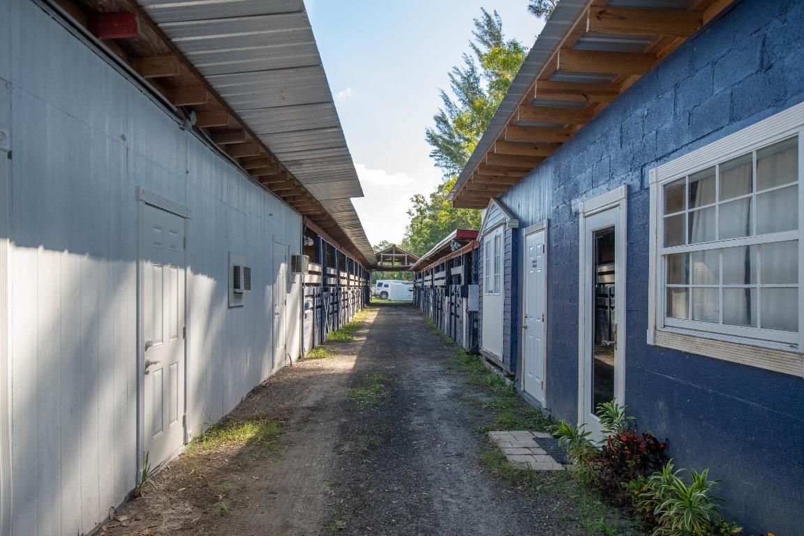 LOXAHATCHEE GROVES - Land