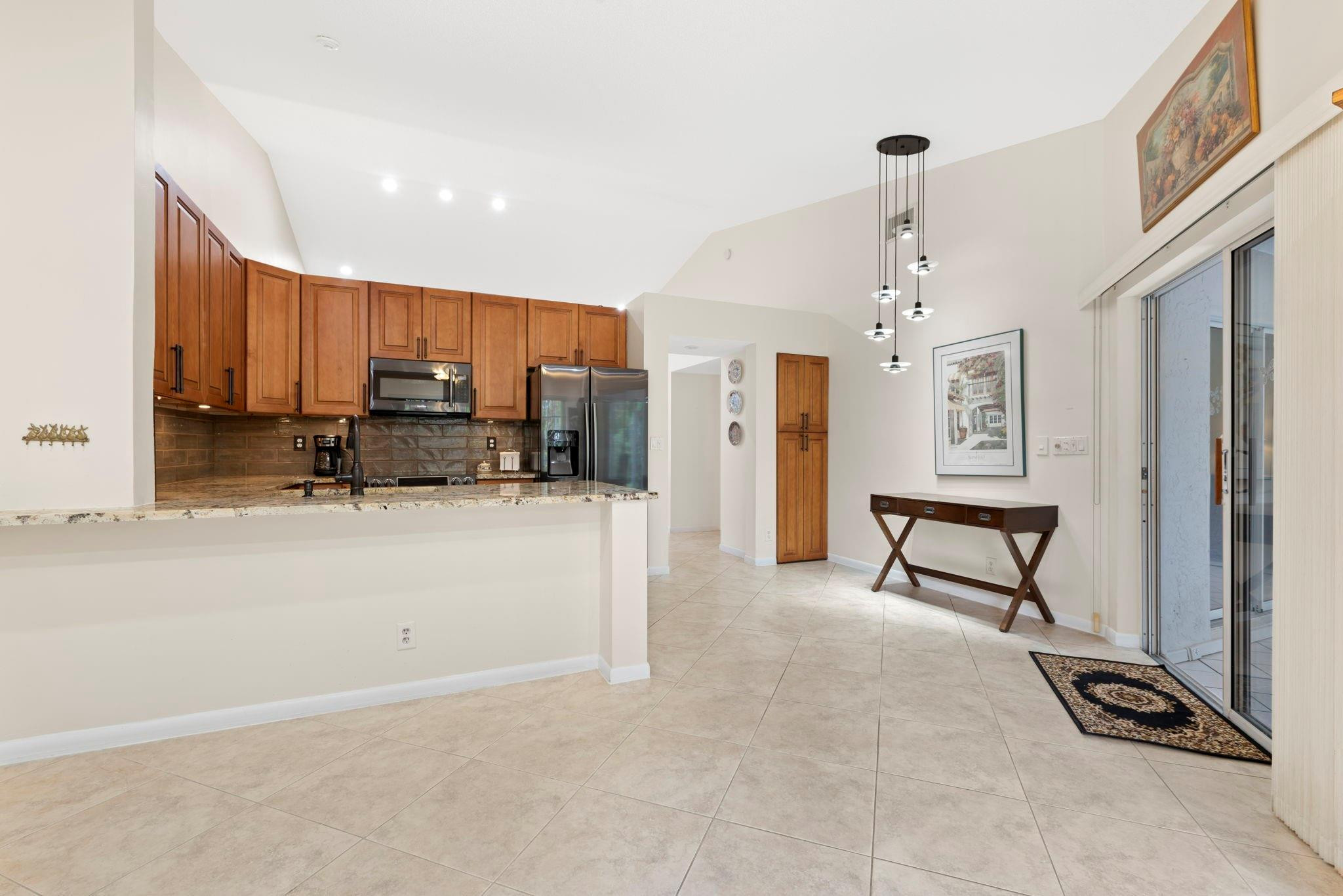 Emerald Pointe - Residential