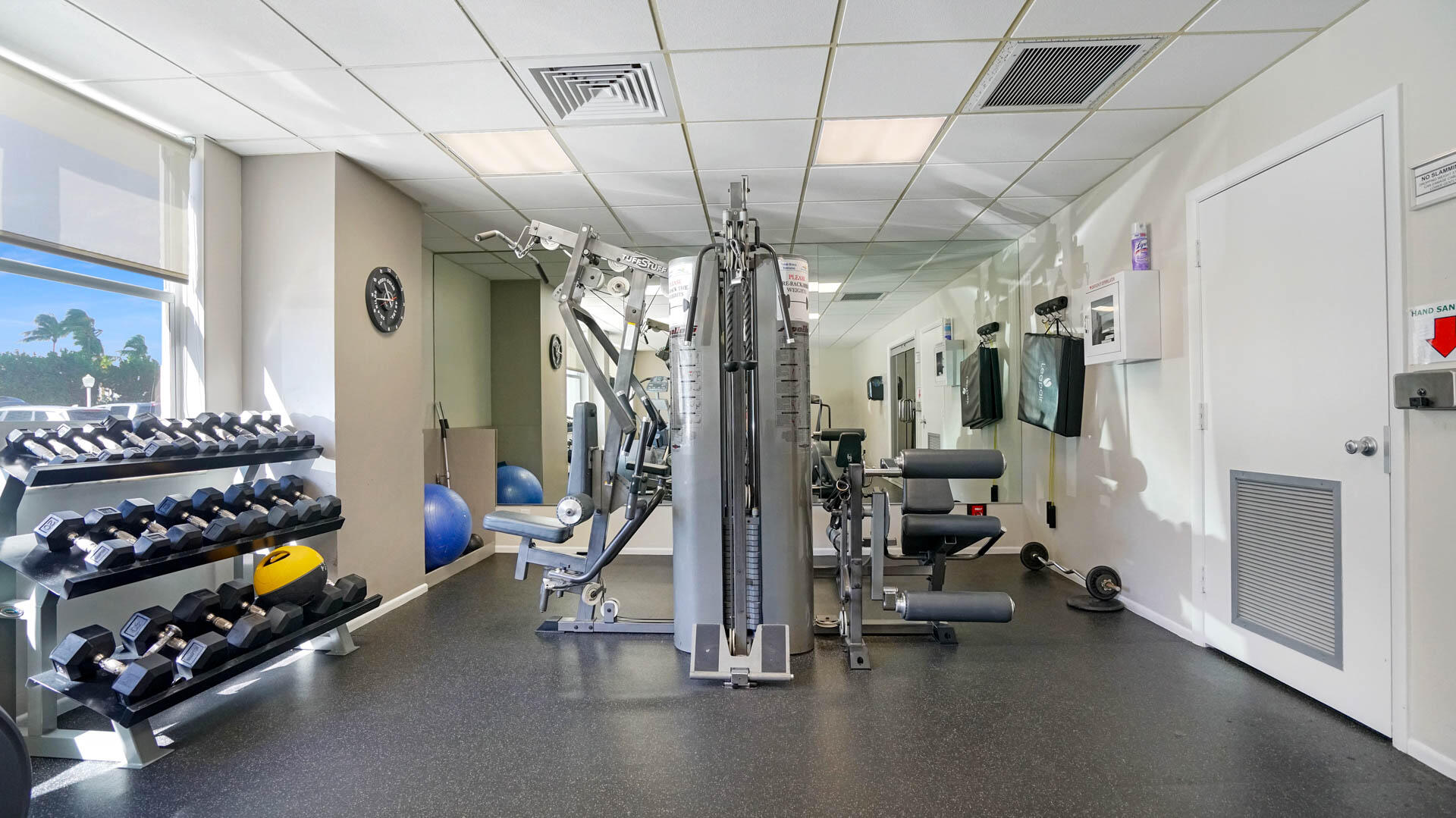 RIVIERA CONDO - Residential