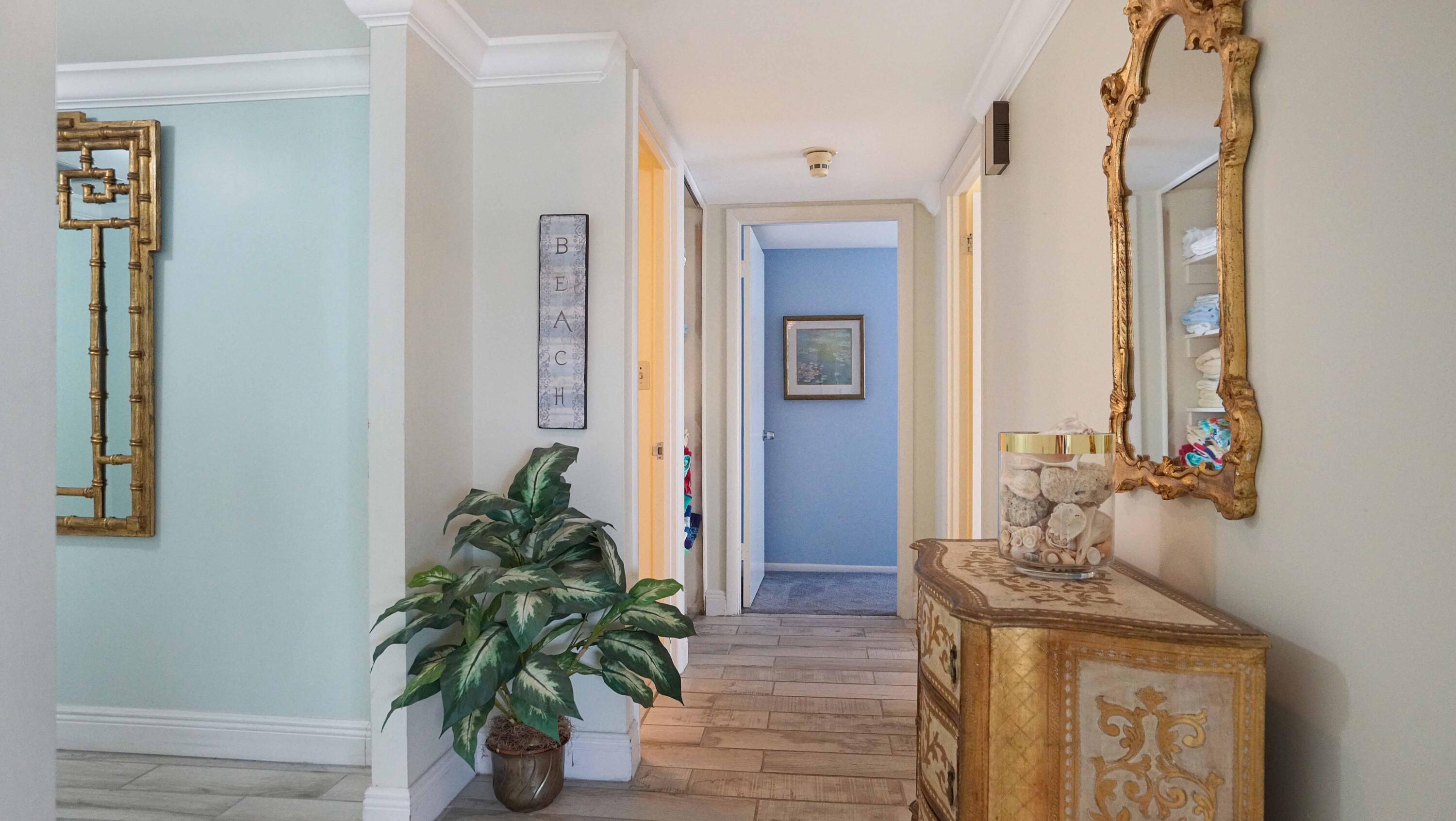 RIVIERA CONDO - Residential