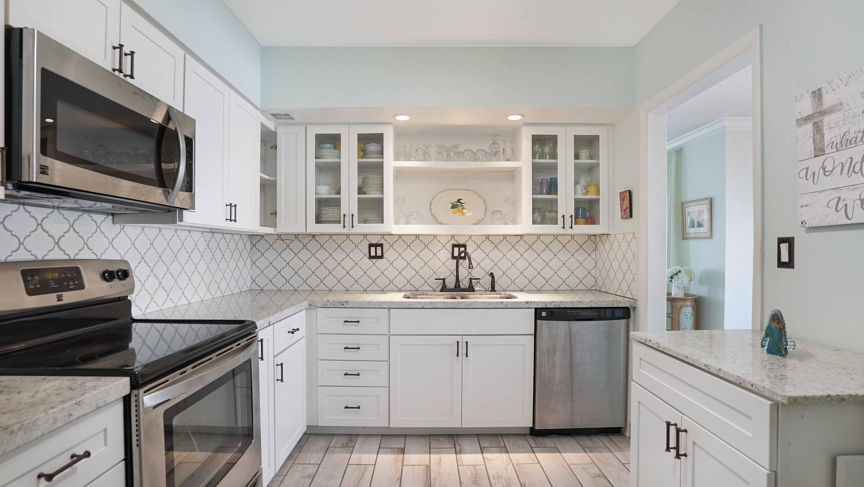 RIVIERA CONDO - Residential