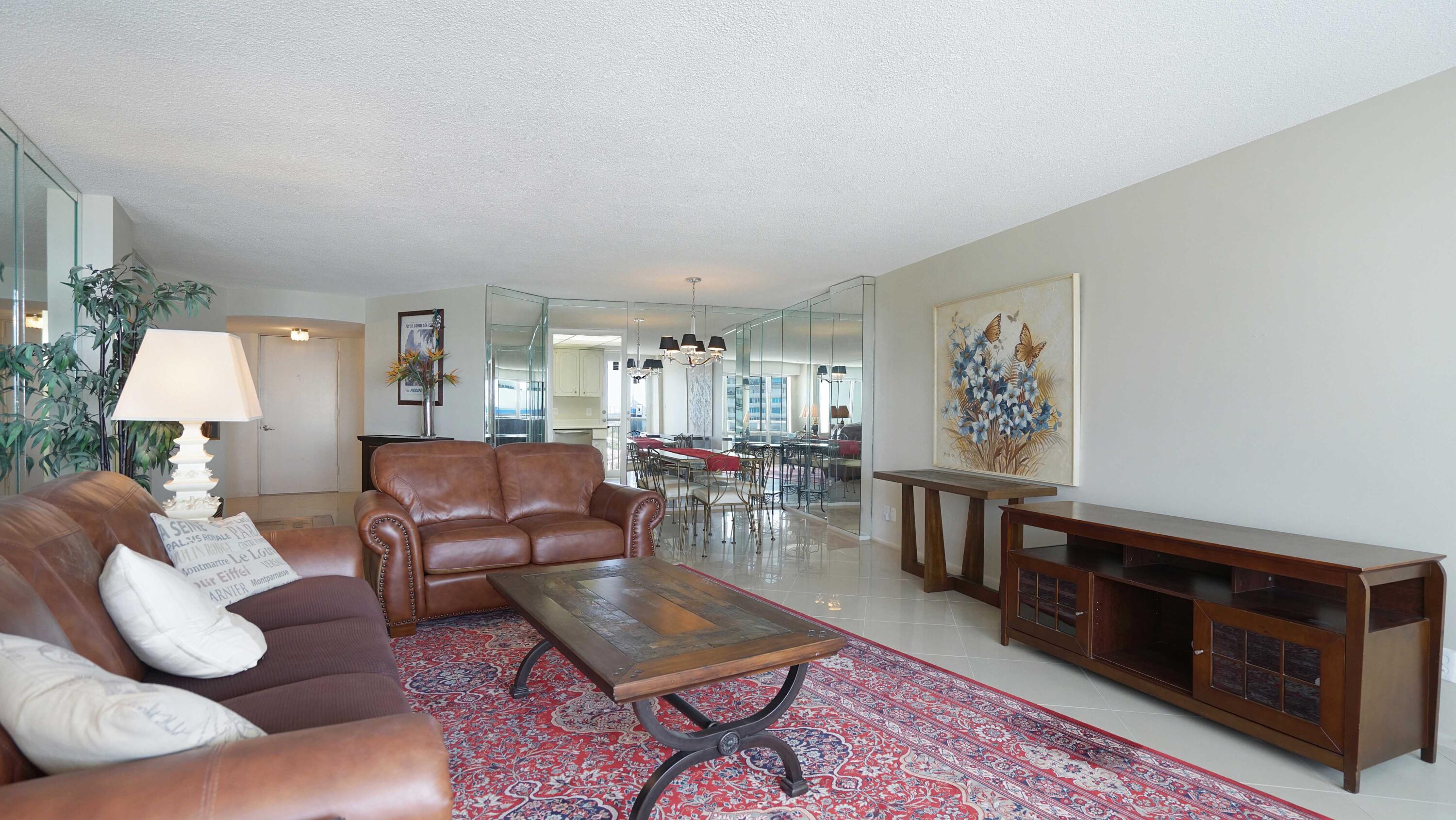 RIVIERA CONDO - Residential