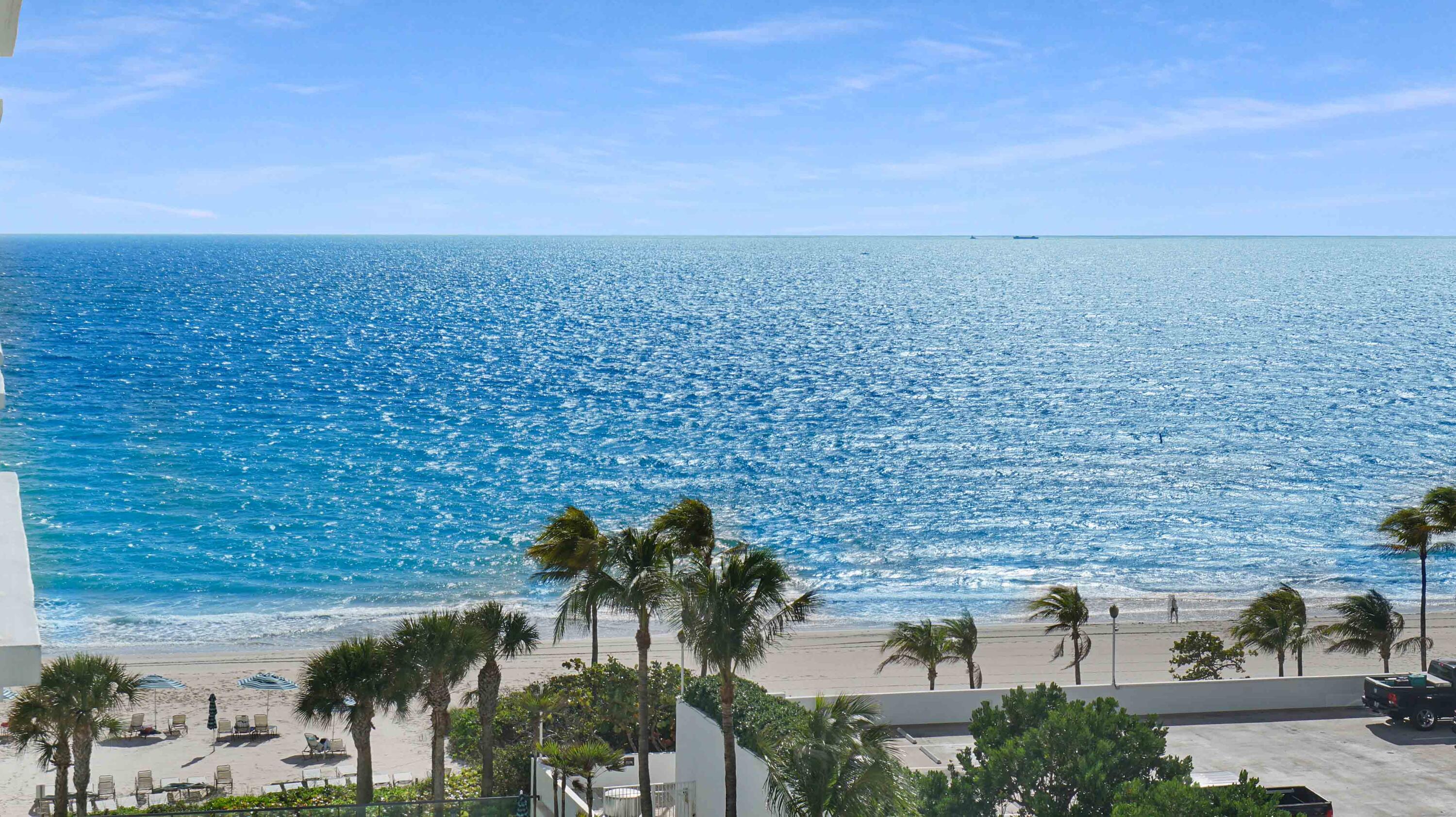 RIVIERA CONDO - Residential