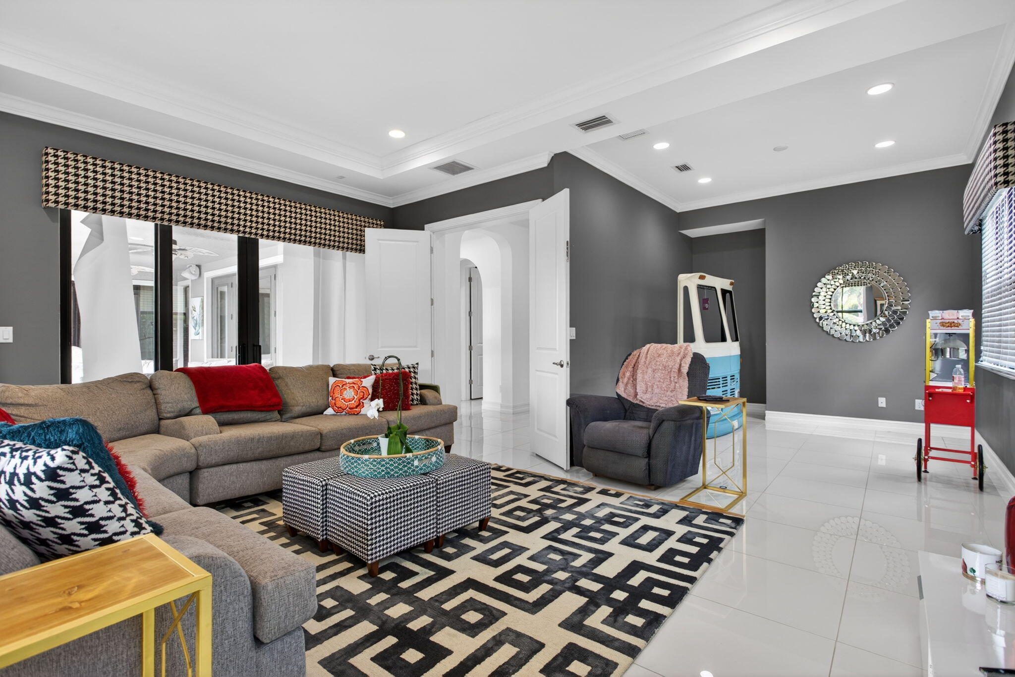 BRUSCHI PROPERTY - Residential