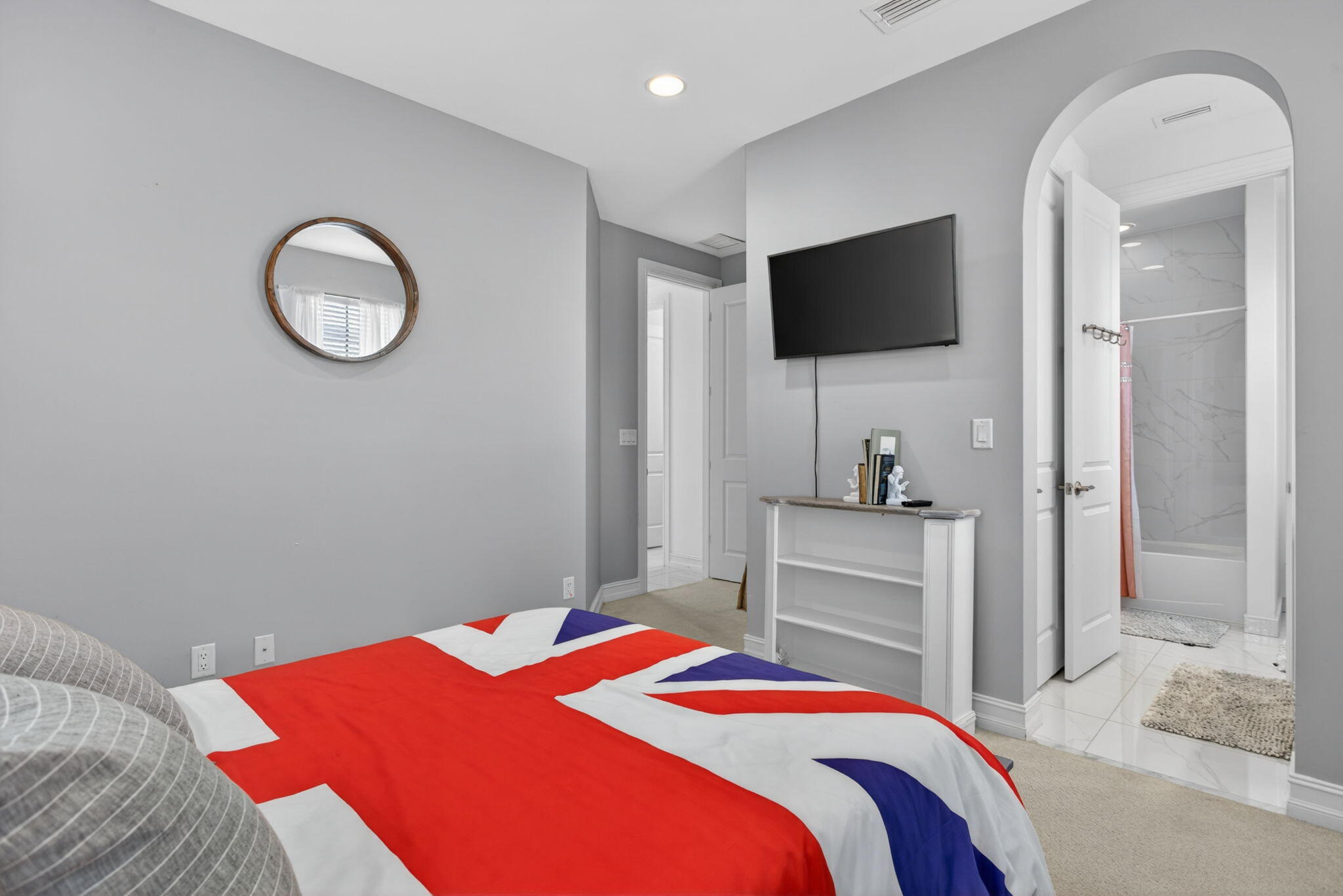 BRUSCHI PROPERTY - Residential