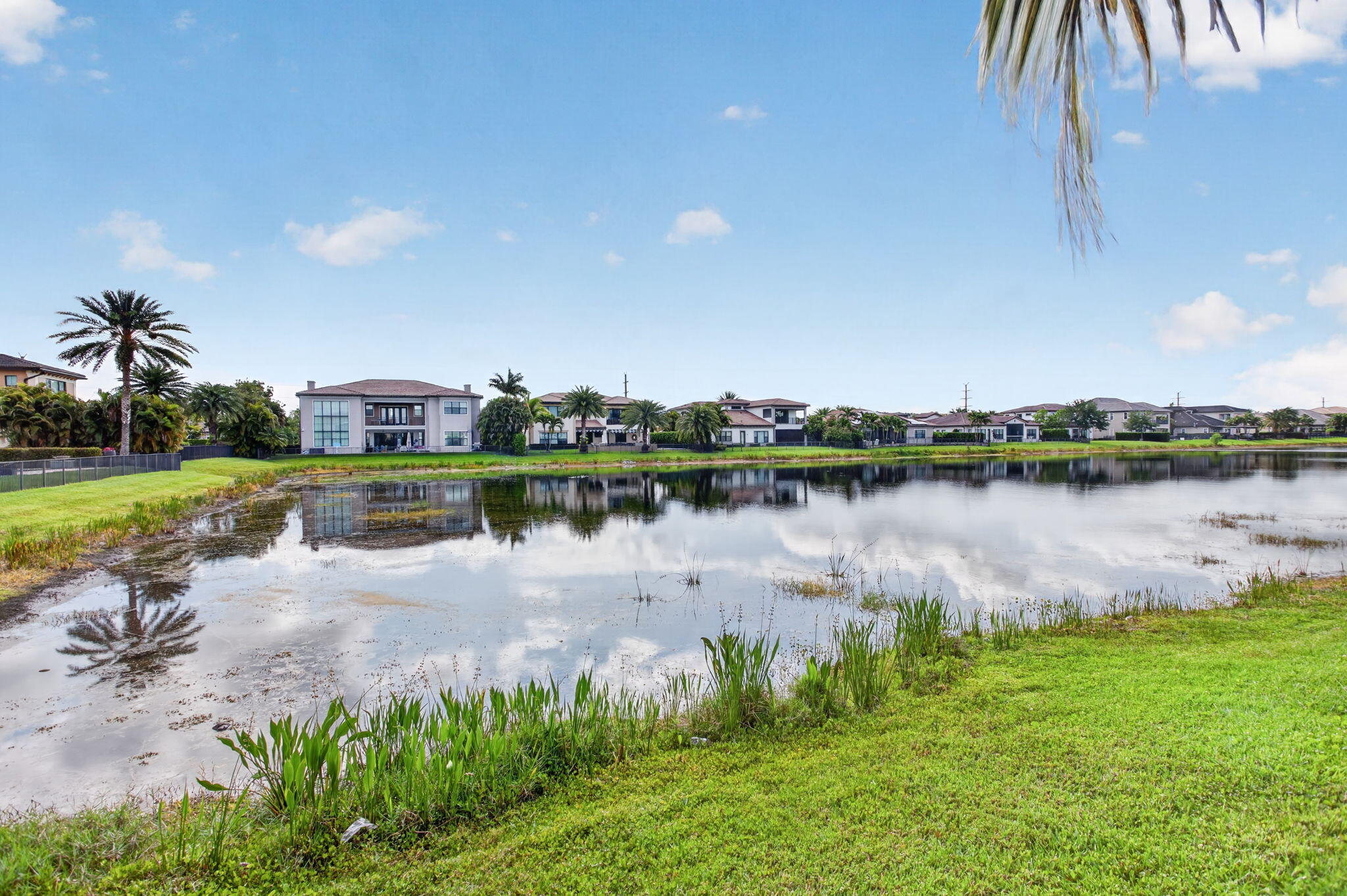 BRUSCHI PROPERTY - Residential