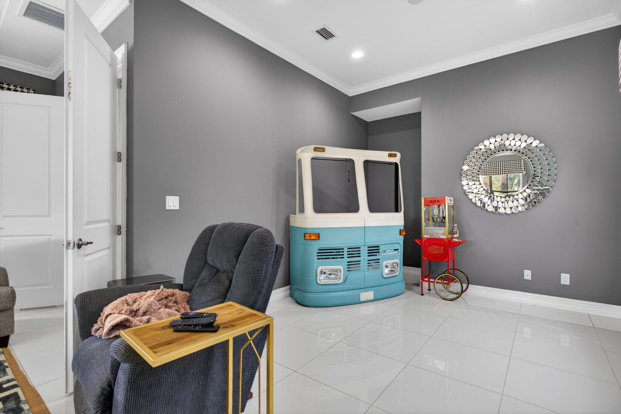 BRUSCHI PROPERTY - Residential