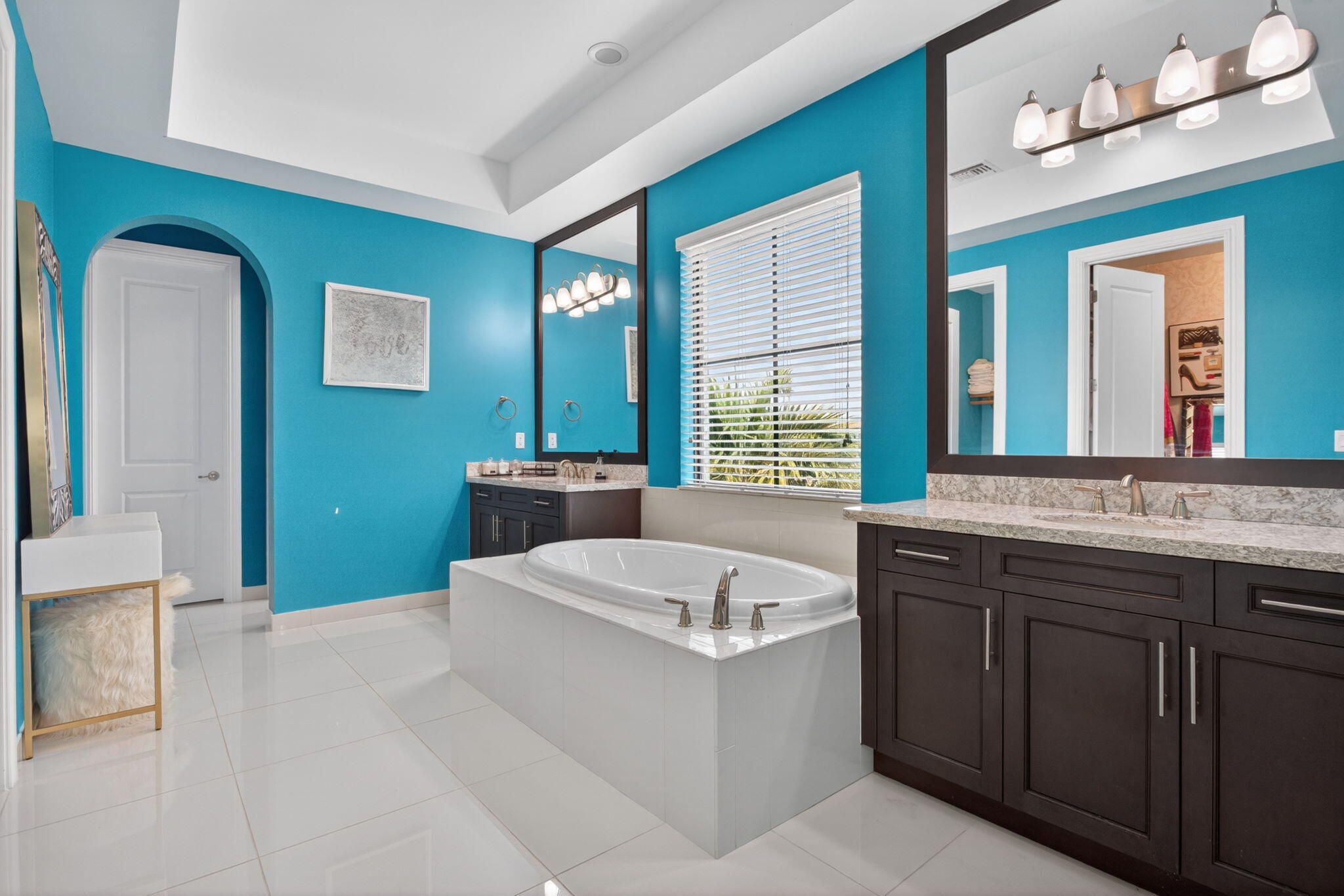 BRUSCHI PROPERTY - Residential