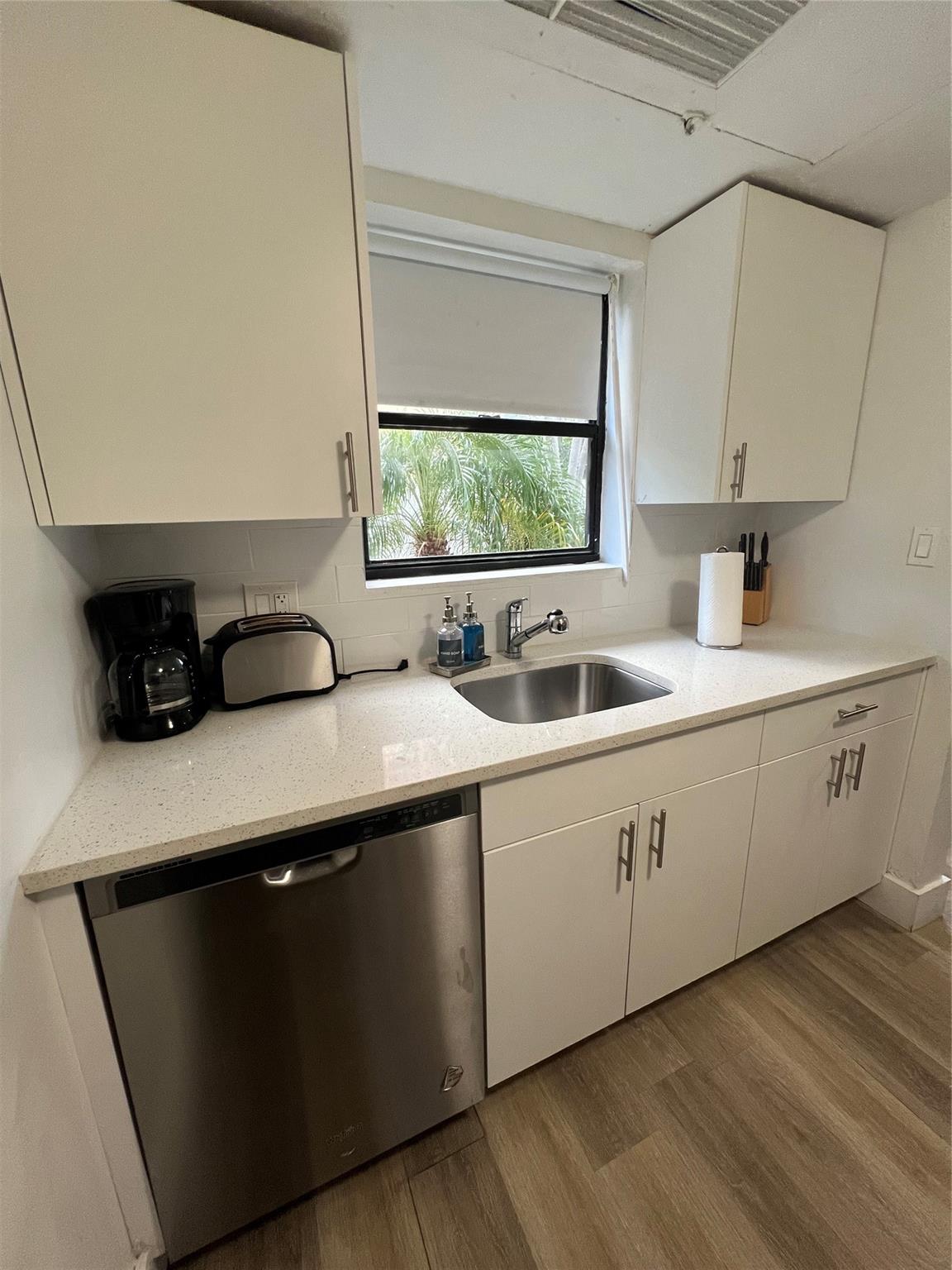 Lauderdale Beach Ext 27-4 - Residential Lease