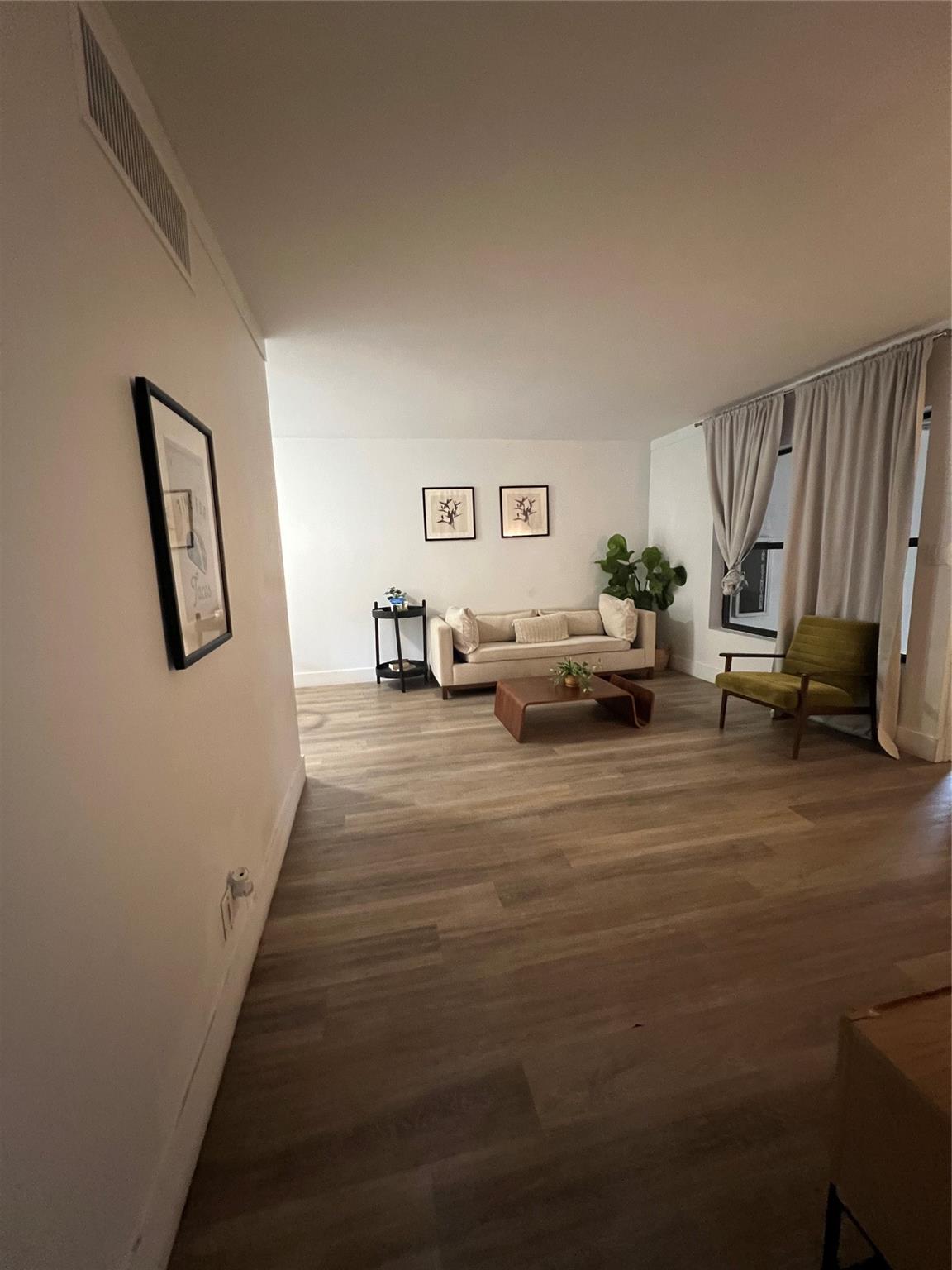 Lauderdale Beach Ext 27-4 - Residential Lease