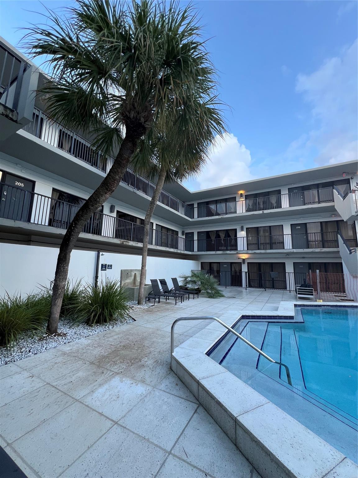 Lauderdale Beach Ext 27-4 - Residential Lease