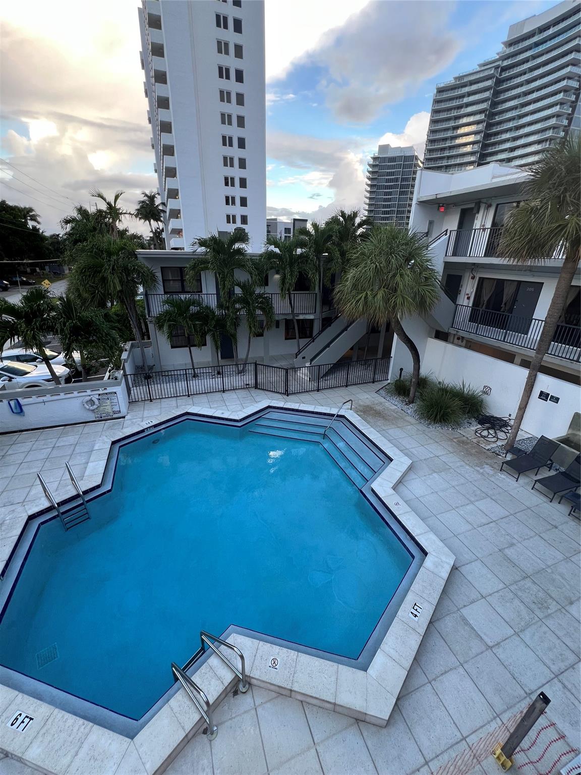 Lauderdale Beach Ext 27-4 - Residential Lease