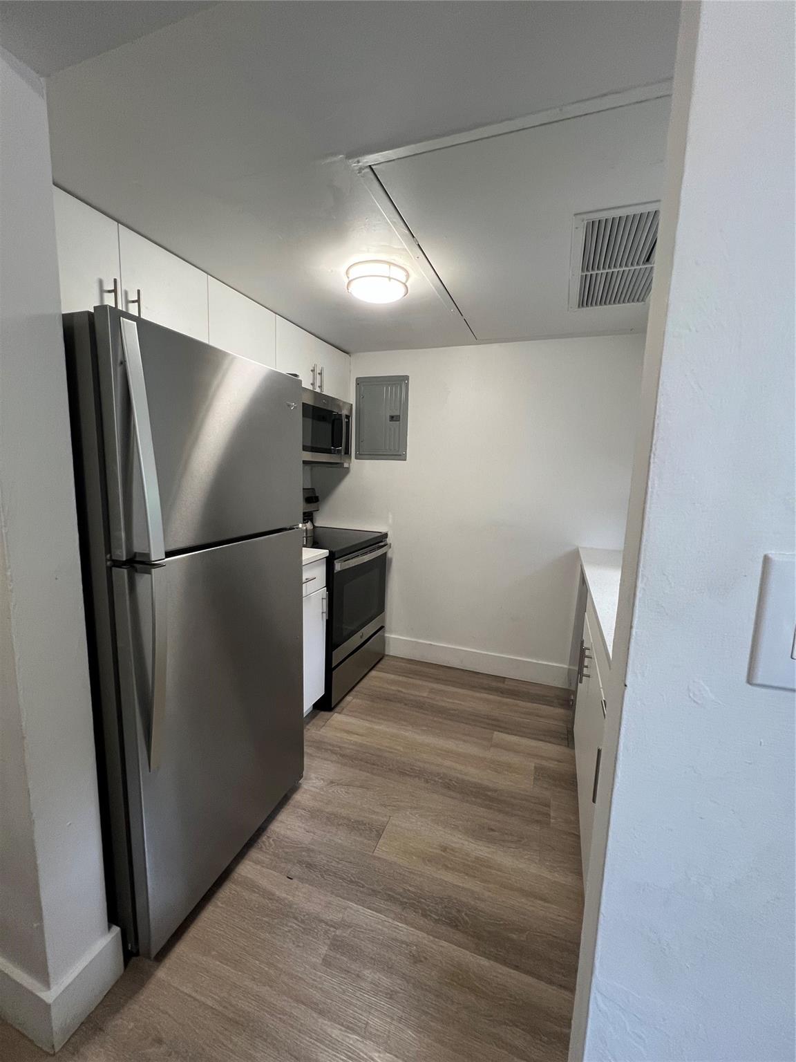 Lauderdale Beach Ext 27-4 - Residential Lease