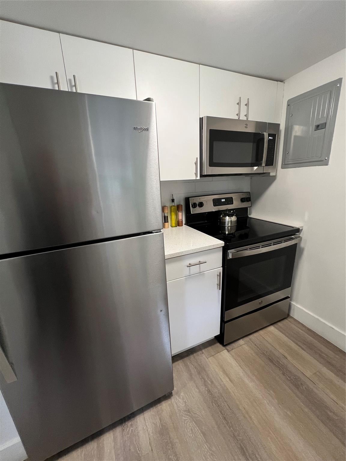 Lauderdale Beach Ext 27-4 - Residential Lease