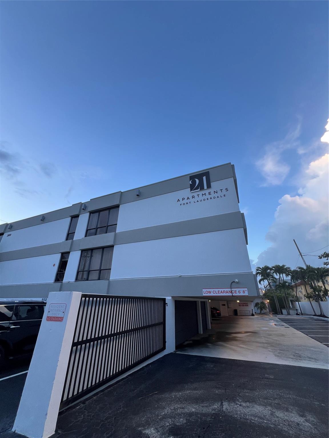 Lauderdale Beach Ext 27-4 - Residential Lease