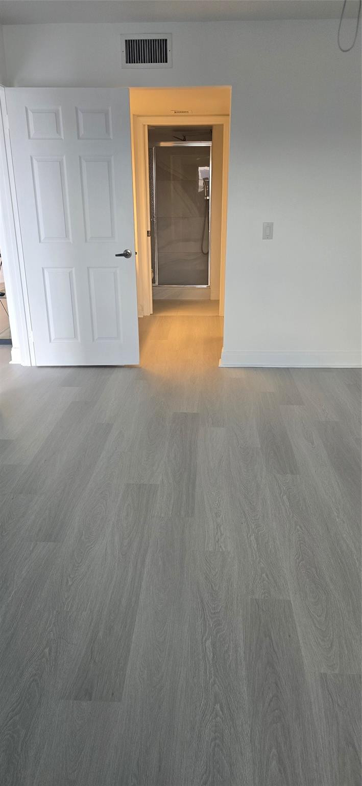 TRENT CONDOMINIUM - Residential Lease