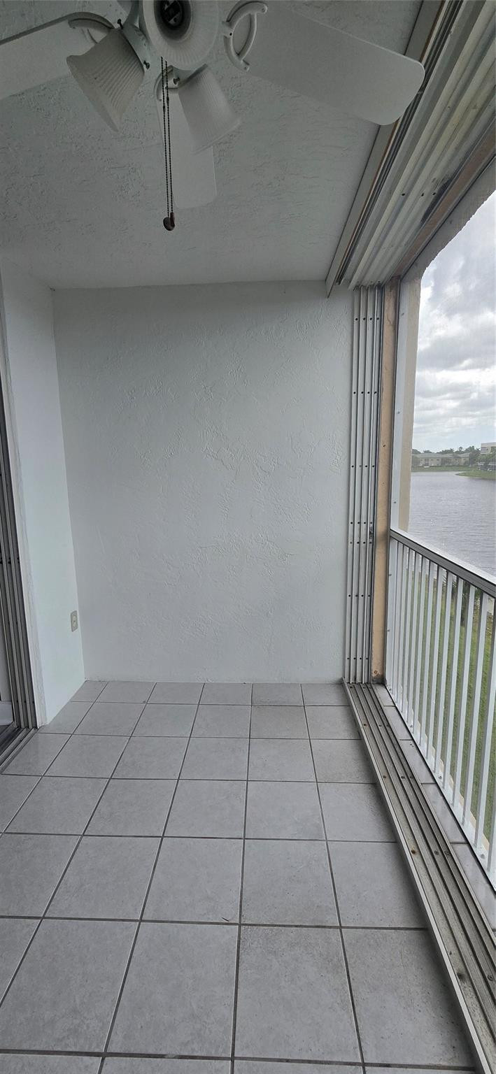 TRENT CONDOMINIUM - Residential Lease