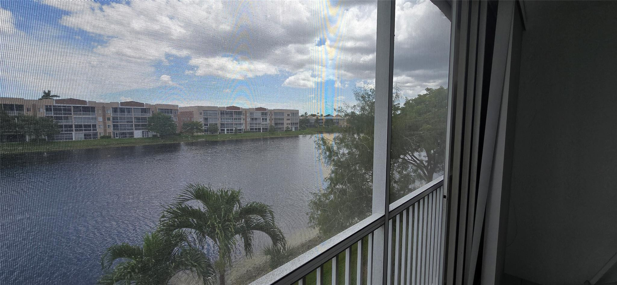 TRENT CONDOMINIUM - Residential Lease