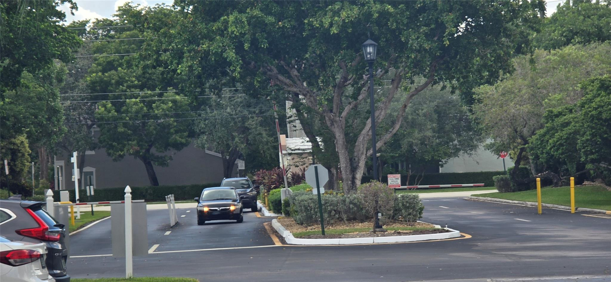 TRENT CONDOMINIUM - Residential Lease